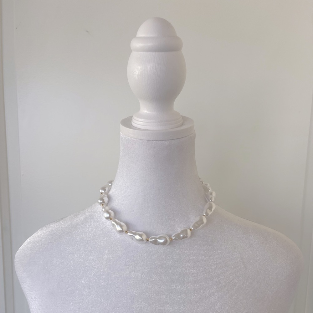 Petit Moments Pearl Choker Necklace